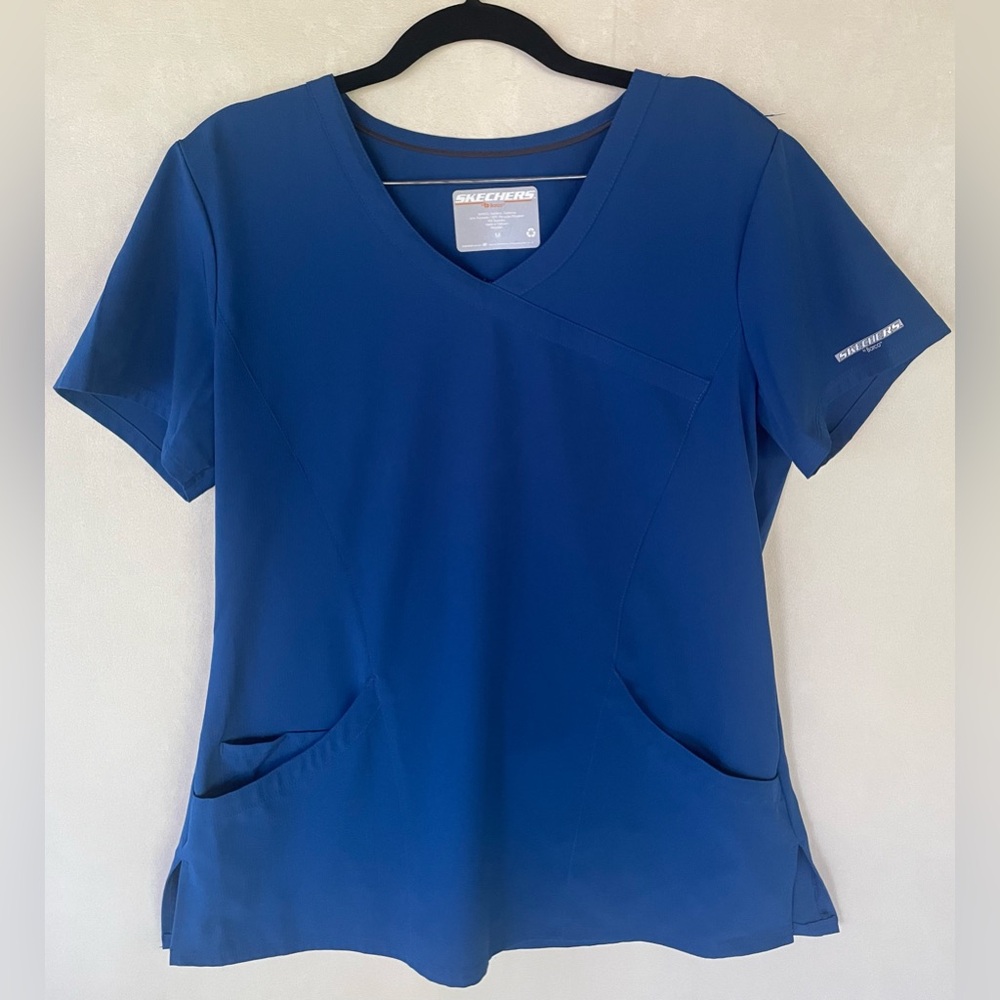 Skechers By Barco Women’s V-Neck Blue Scrub Top Size M Medical Uniform Nurse